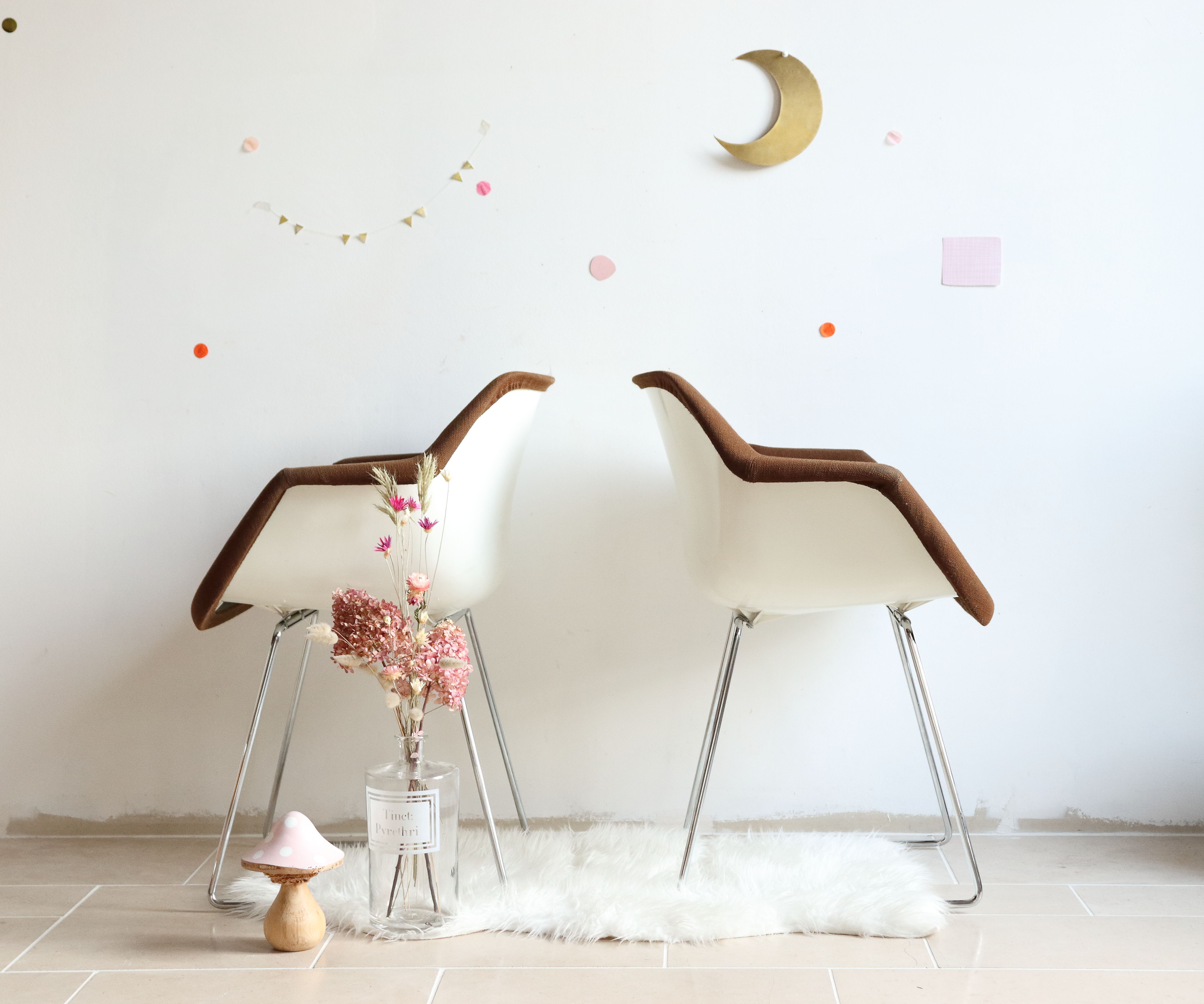 Pair of Robin Day designer armchairs for Hille