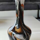Florence Design opaline vase. Pop Art style. Designer Carlo Moretti. High 25.5 cm