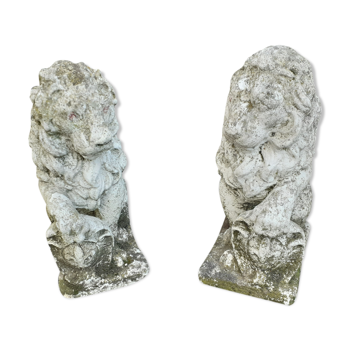 Vintage stone garden lions xxeme