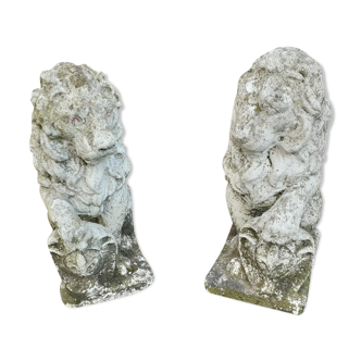 Vintage stone garden lions xxeme