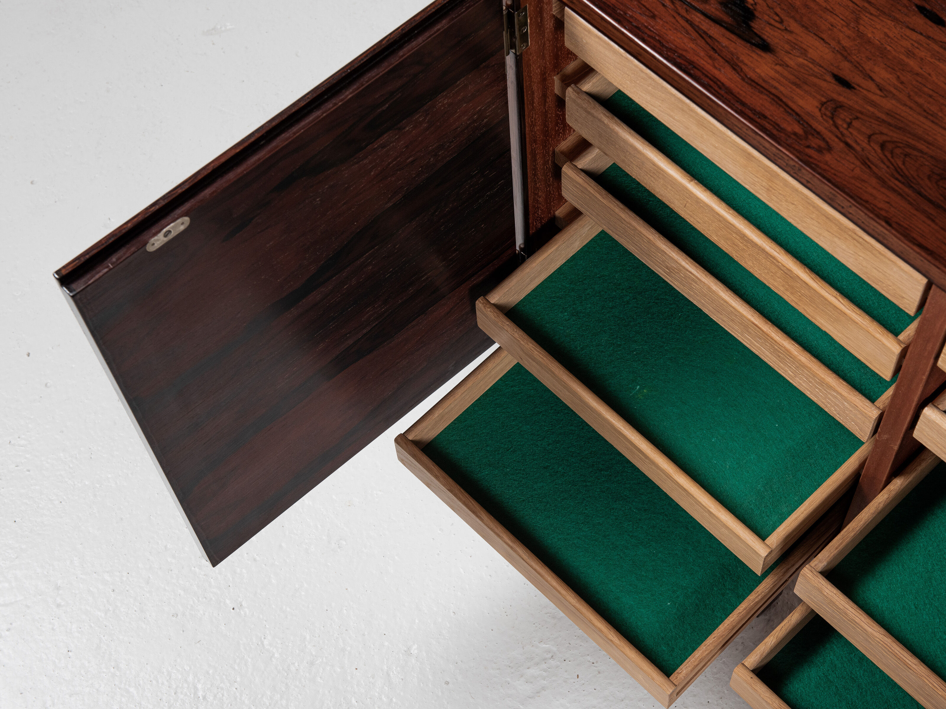 Midcentury Danish sideboard with 6 doors in rosewood 1960s