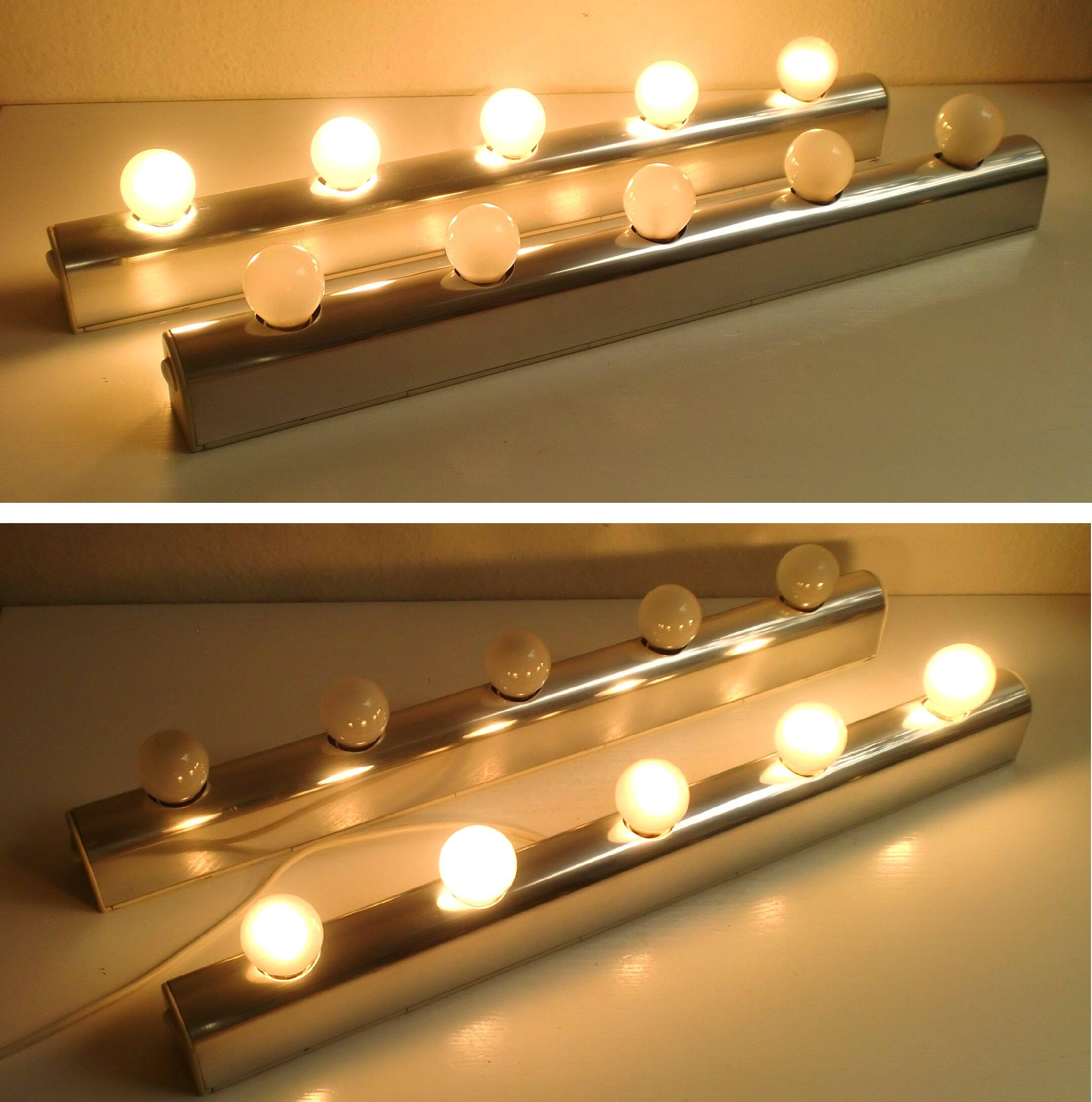 Set of two 70s, 80s Vanity Mirror Wall Lights, Targetti Sankey - Italy, Model "Studio"