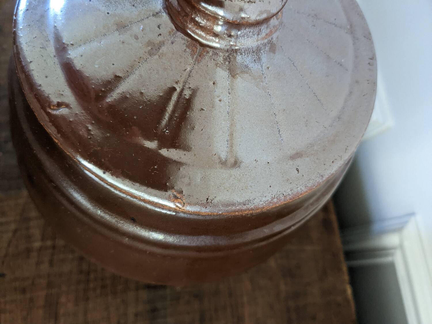 Glazed stoneware barrel pot