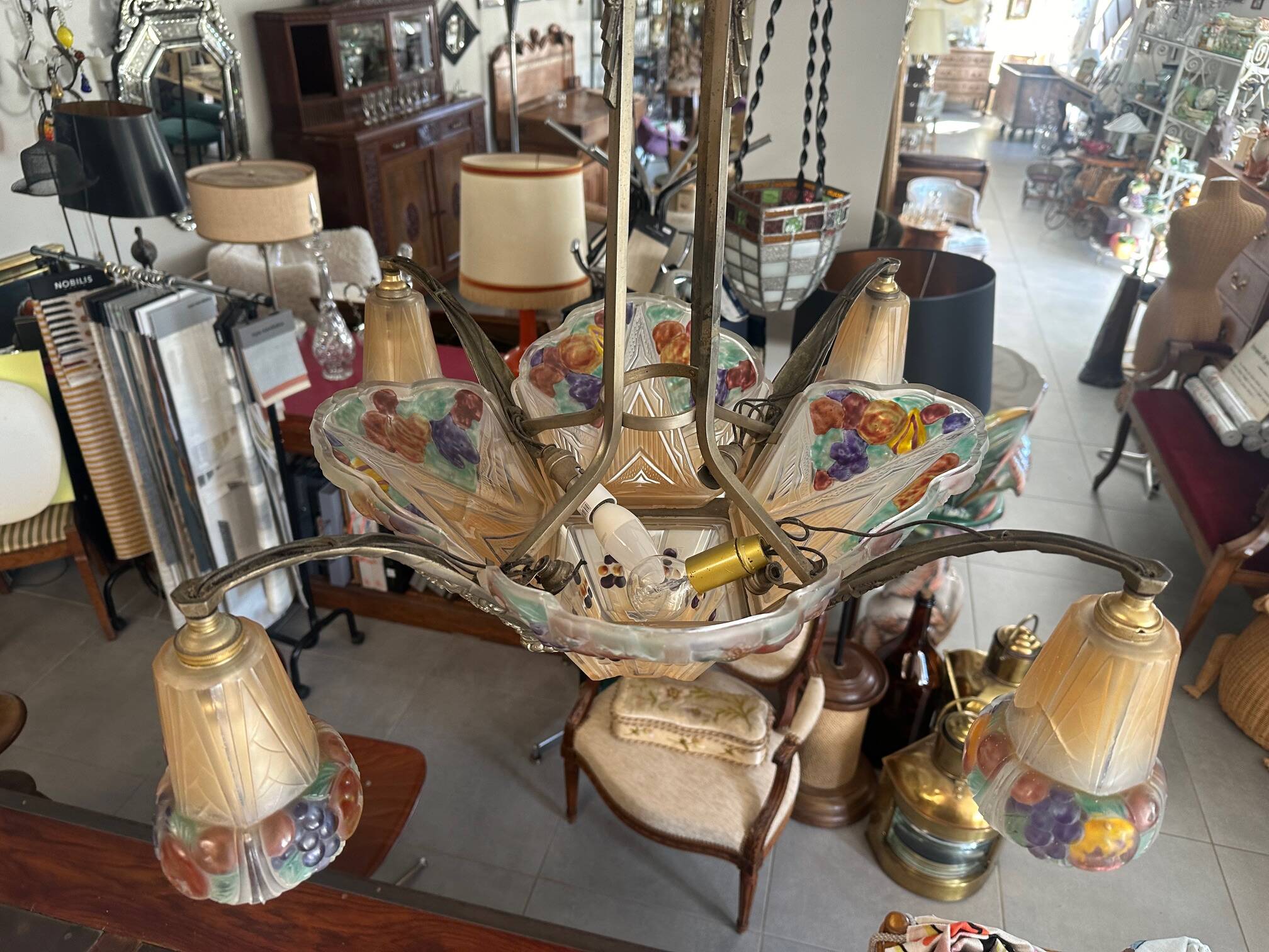 Very beautiful Art Deco chandelier.