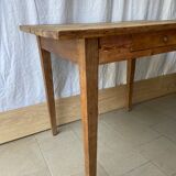 Table pin