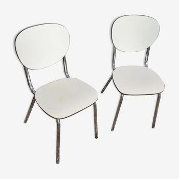 Lot de chaises en formica blanc