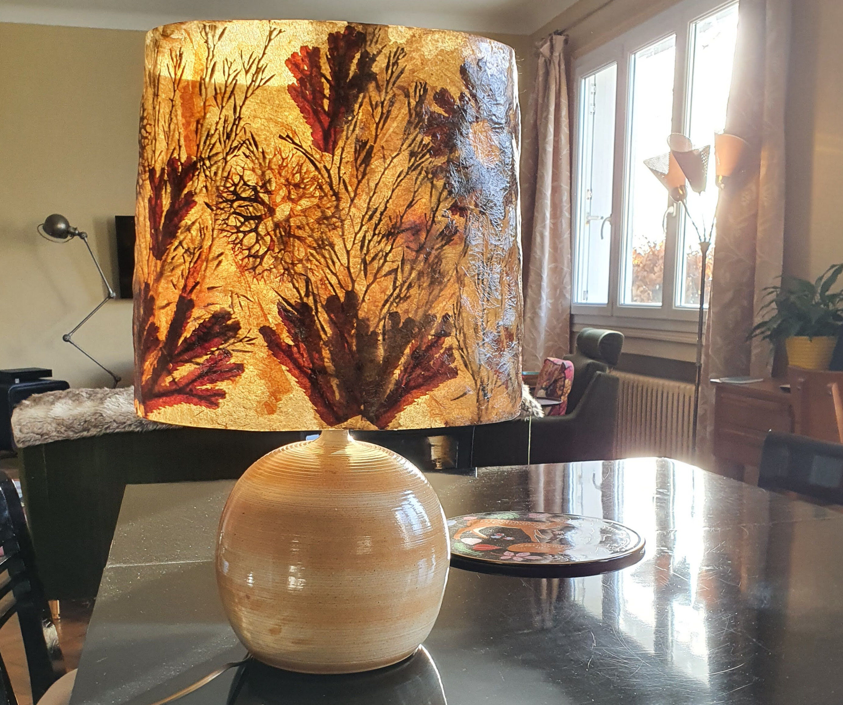 Accolay sandstone lamp