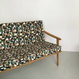 Boomerang bench