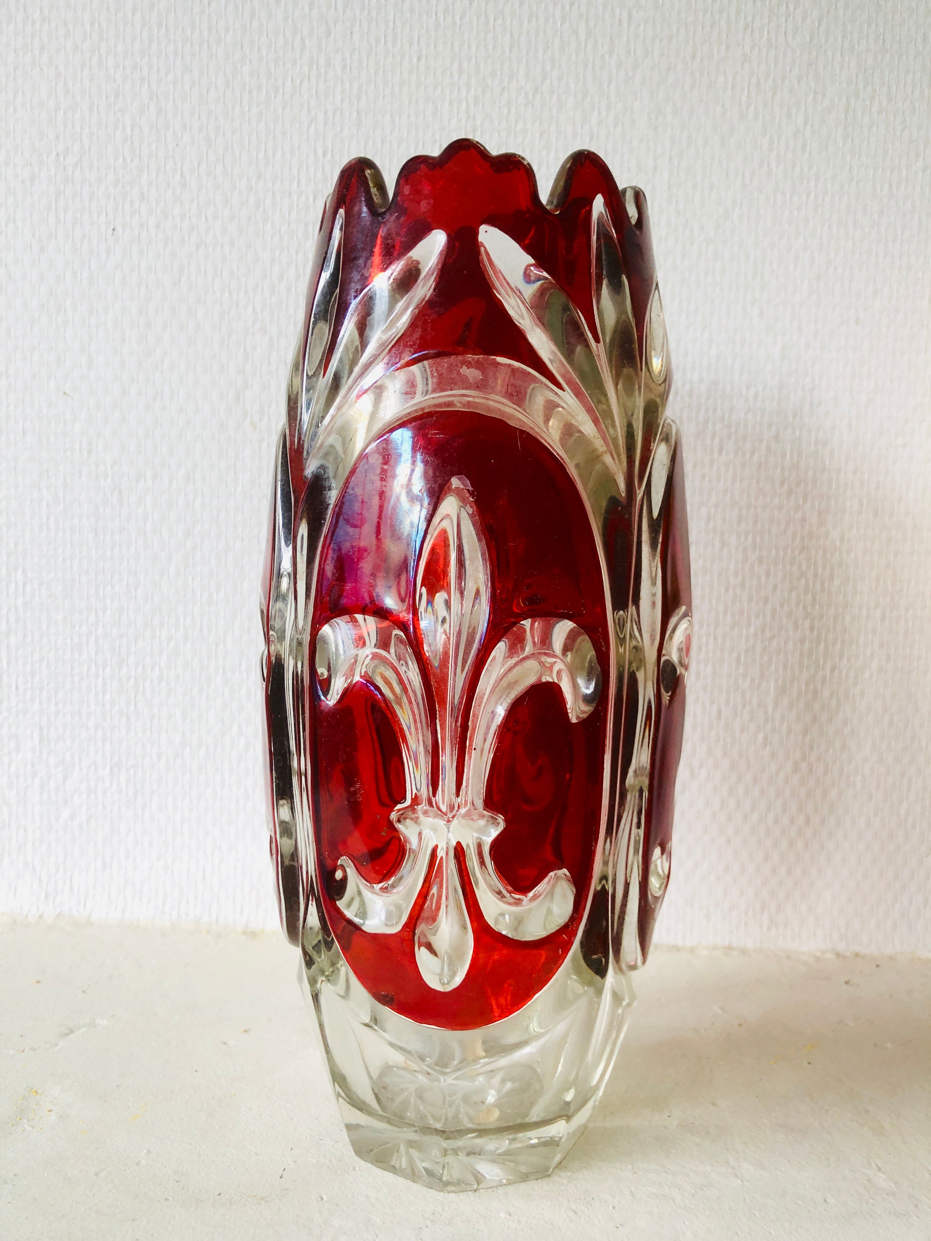 Vase with fleurs-de-lys 50s