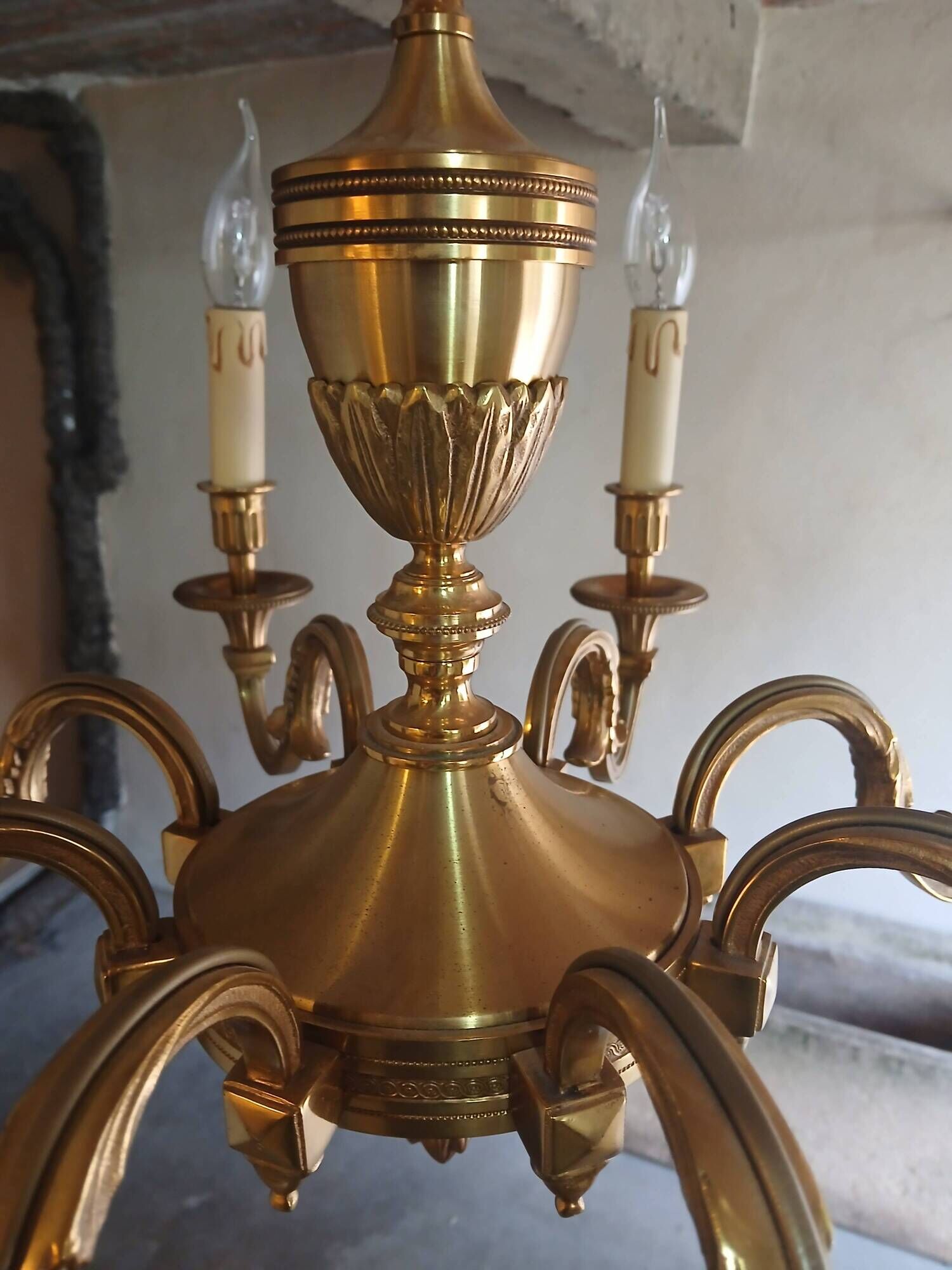 Bronze chandelier with 8 branches Lucien Gau Paris model 16938