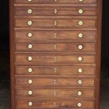 Sumptuous mahogany chiffonier with a secret drawer (circa 1800).