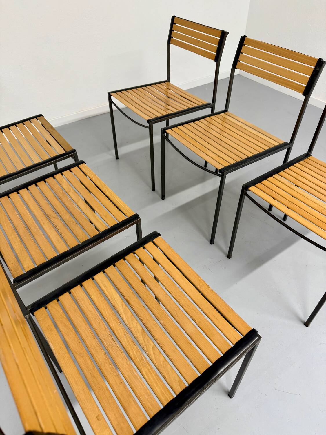 6 old metal and wood chairs, Italian design from the 80s, vintage