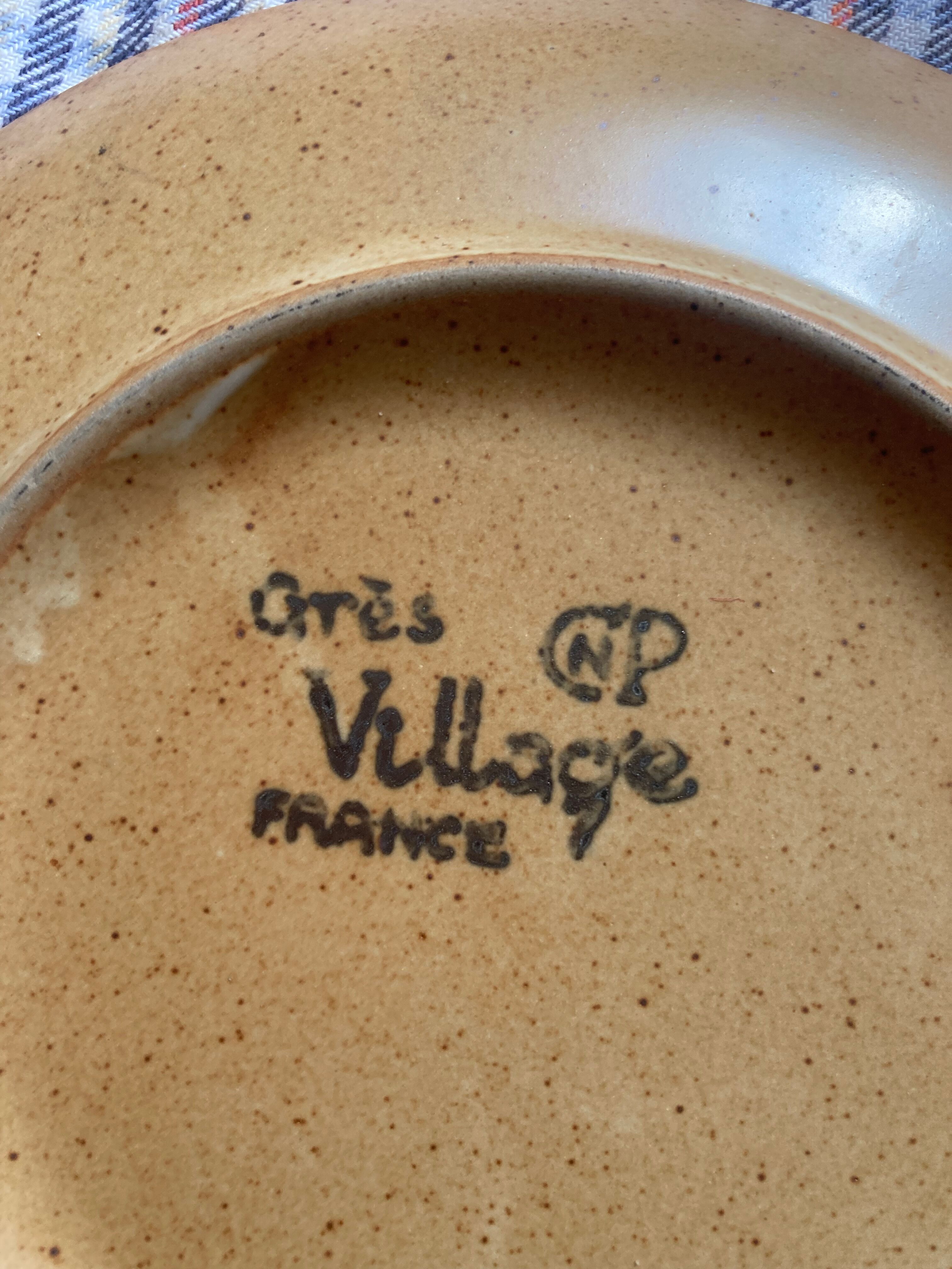 5 stoneware dessert plates from CNP village