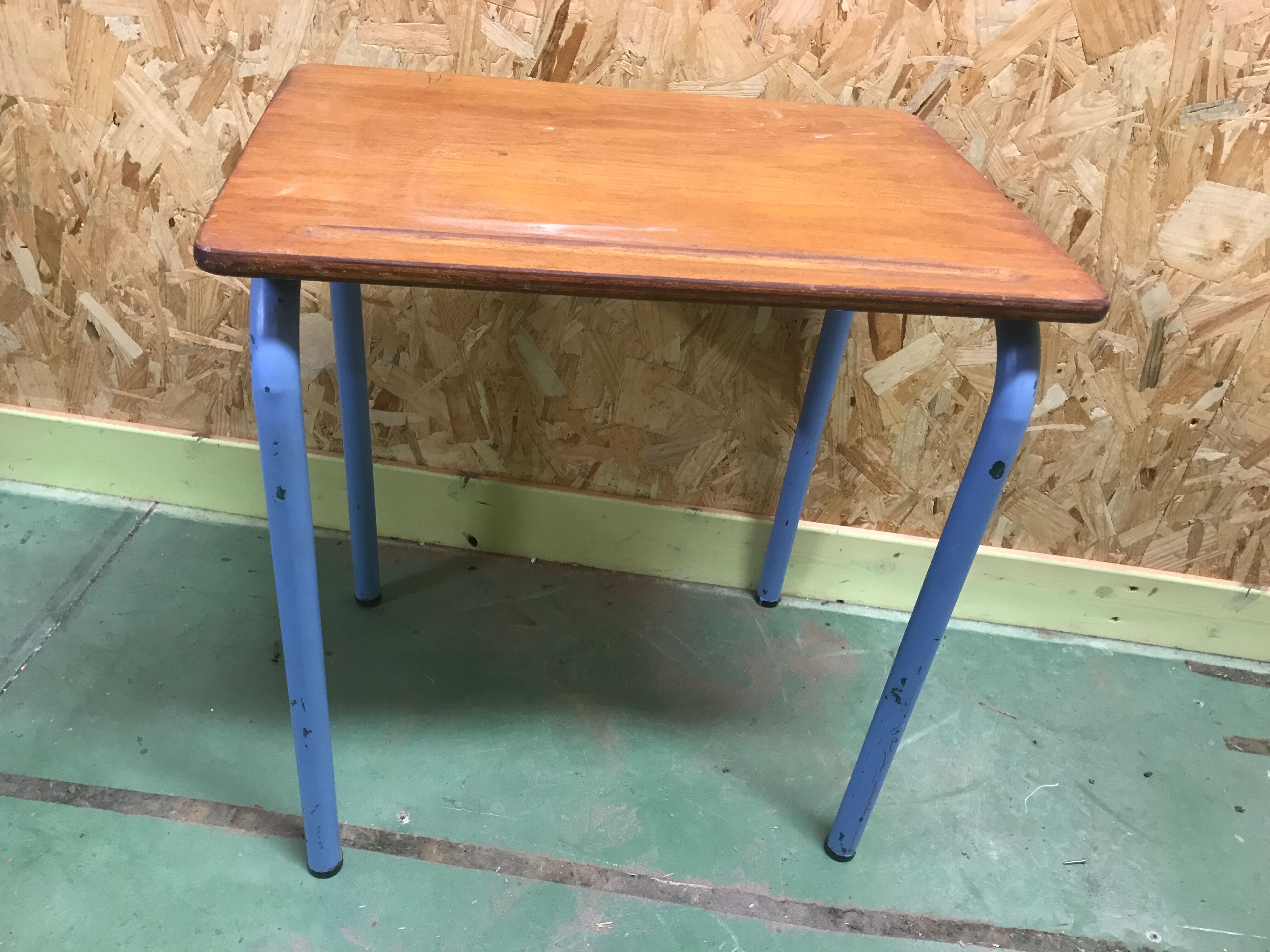 Schoolboy desk and chair