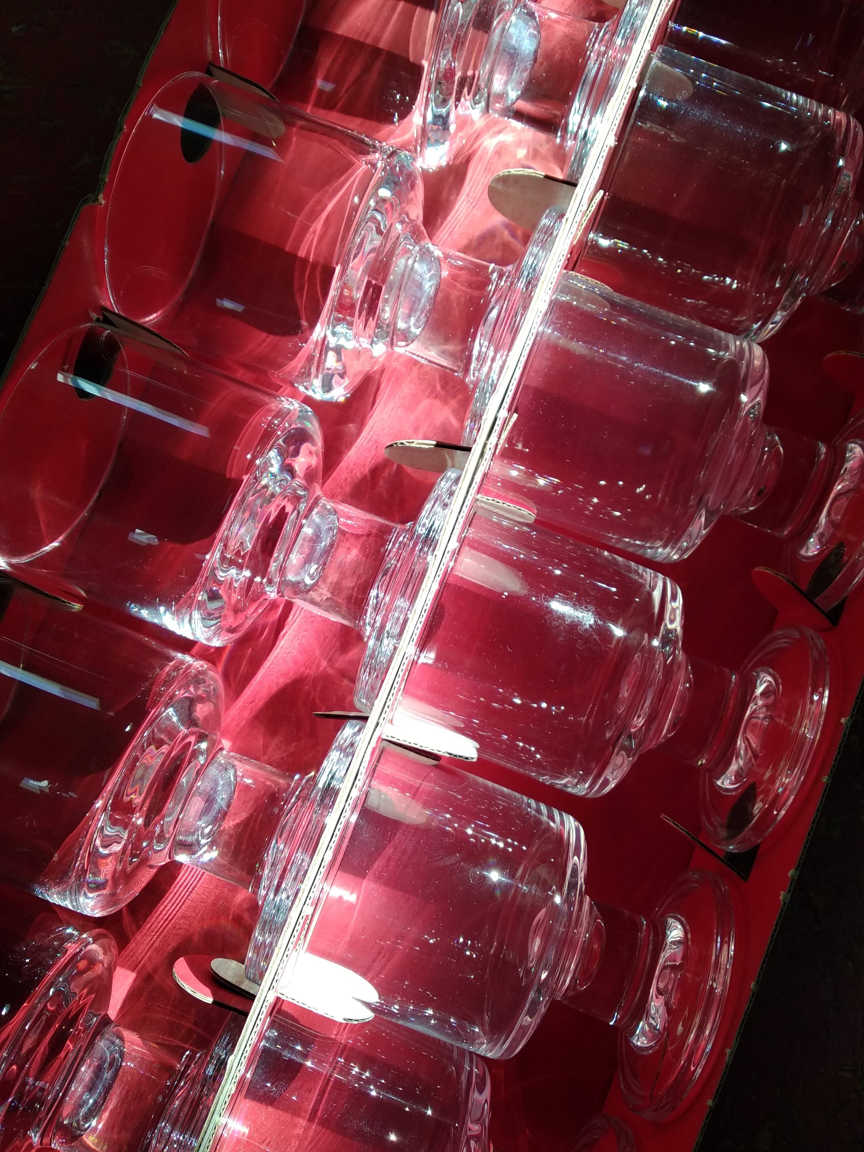 Vintage 70 crystal footed glass from Arques