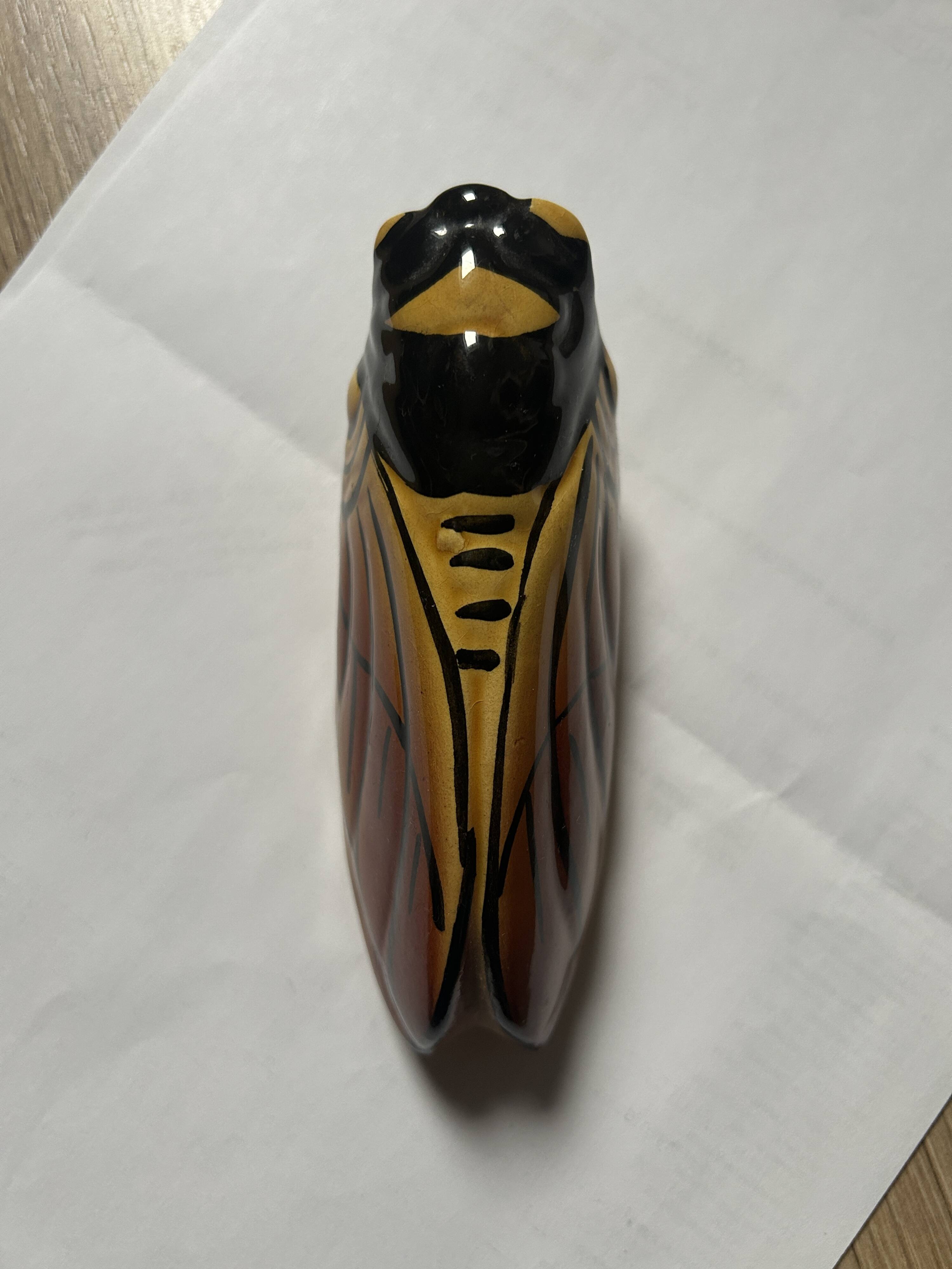 Vintage Provençal cicada handmade ceramic to hang.