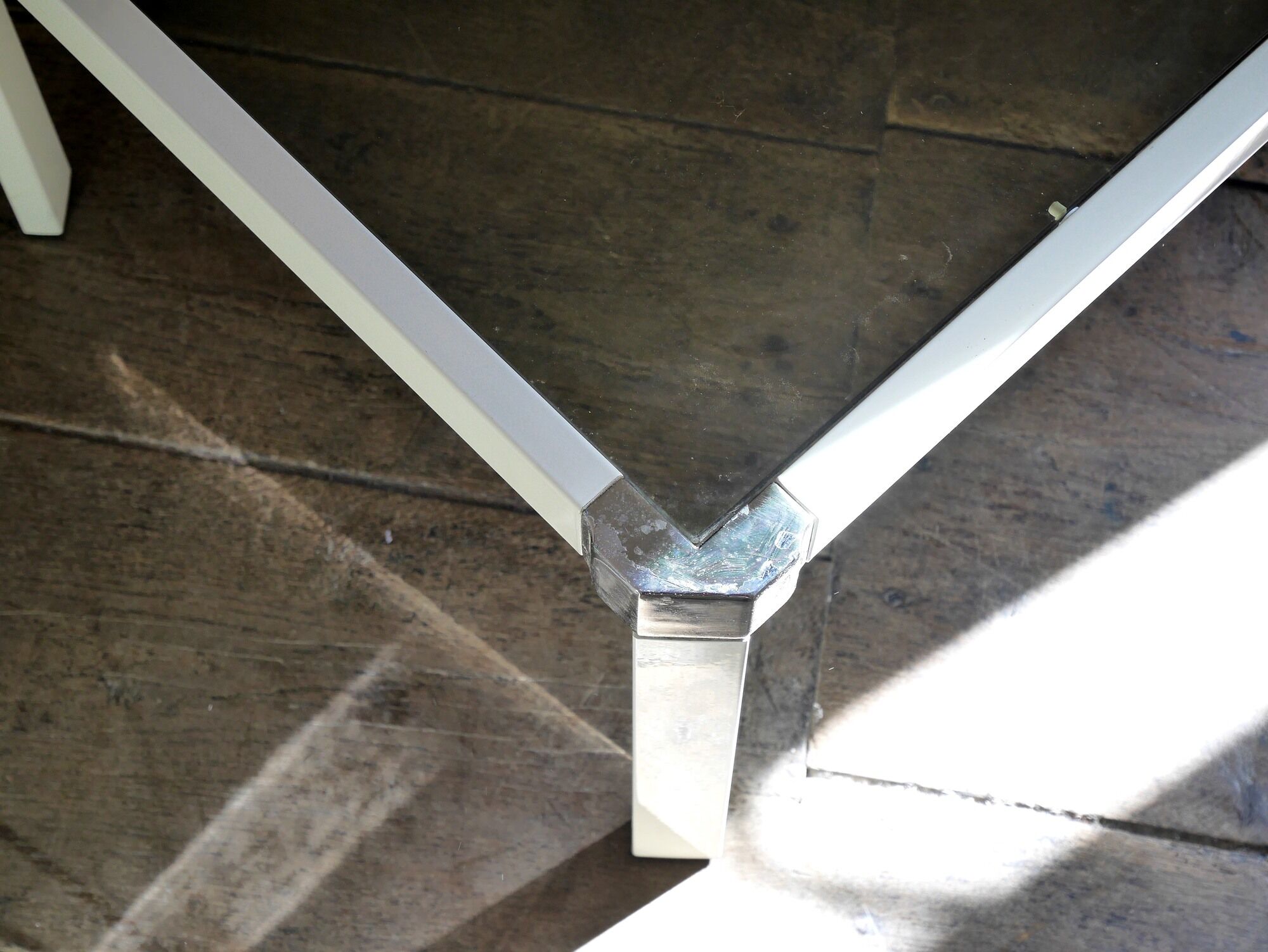 Coffee table in lacquered metal and Italian smoked glass Romeo Rega