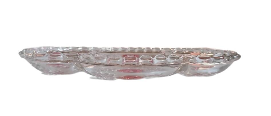 Appetizer dish with crystal compartments