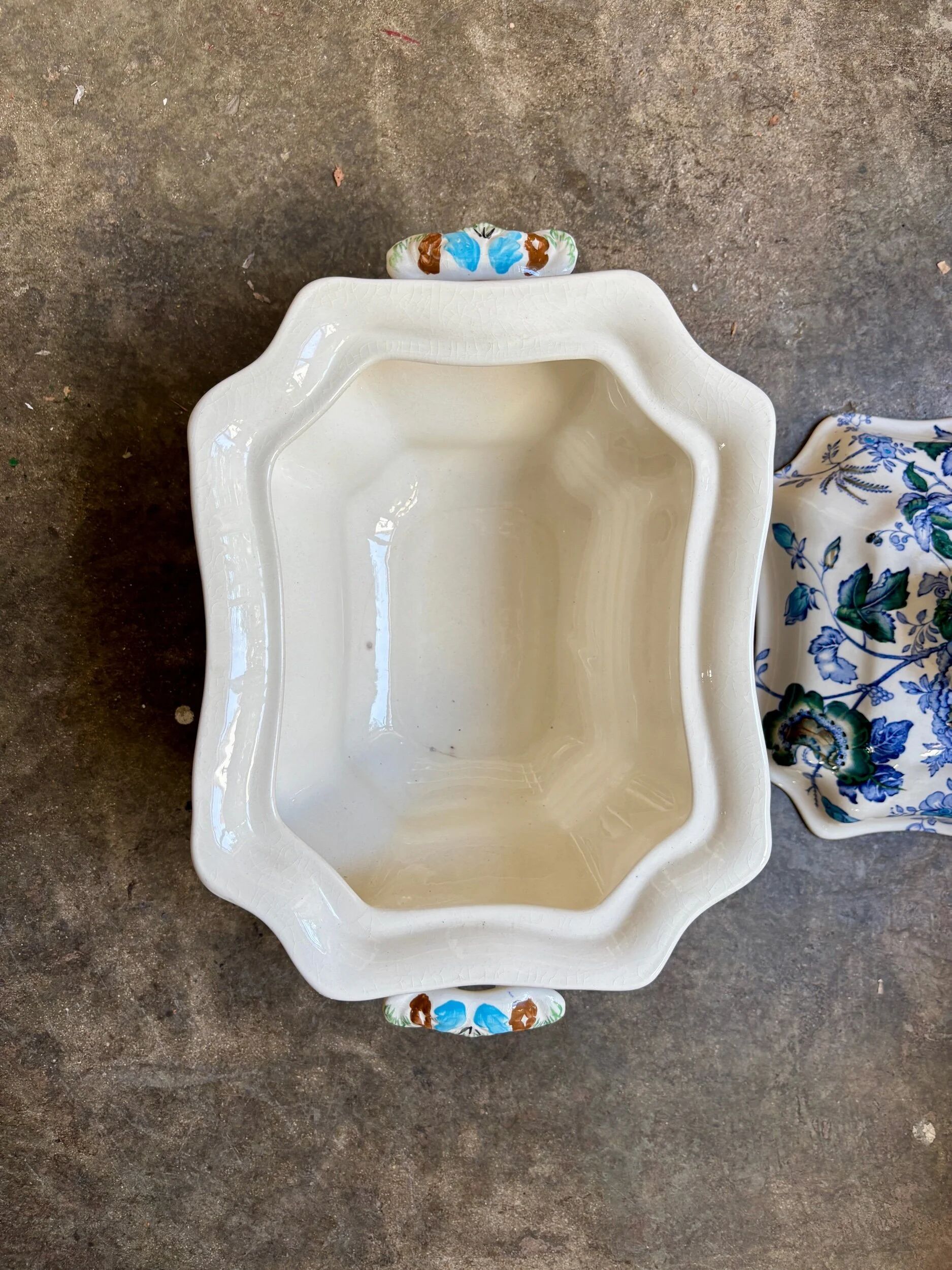 Mason's ironstone soup tureen, "Belvedere" service - early 20th century