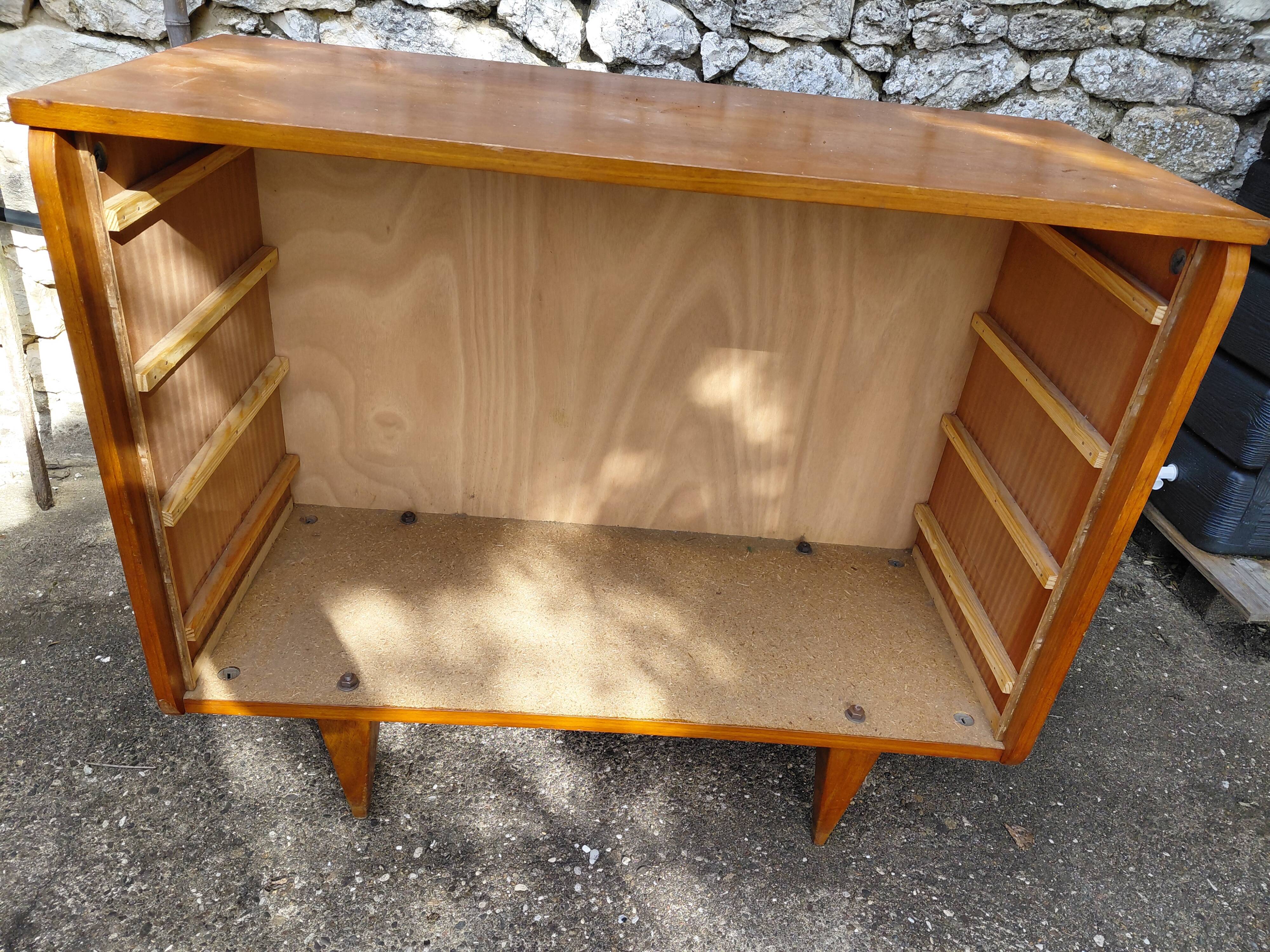 Compass leg chest of drawers