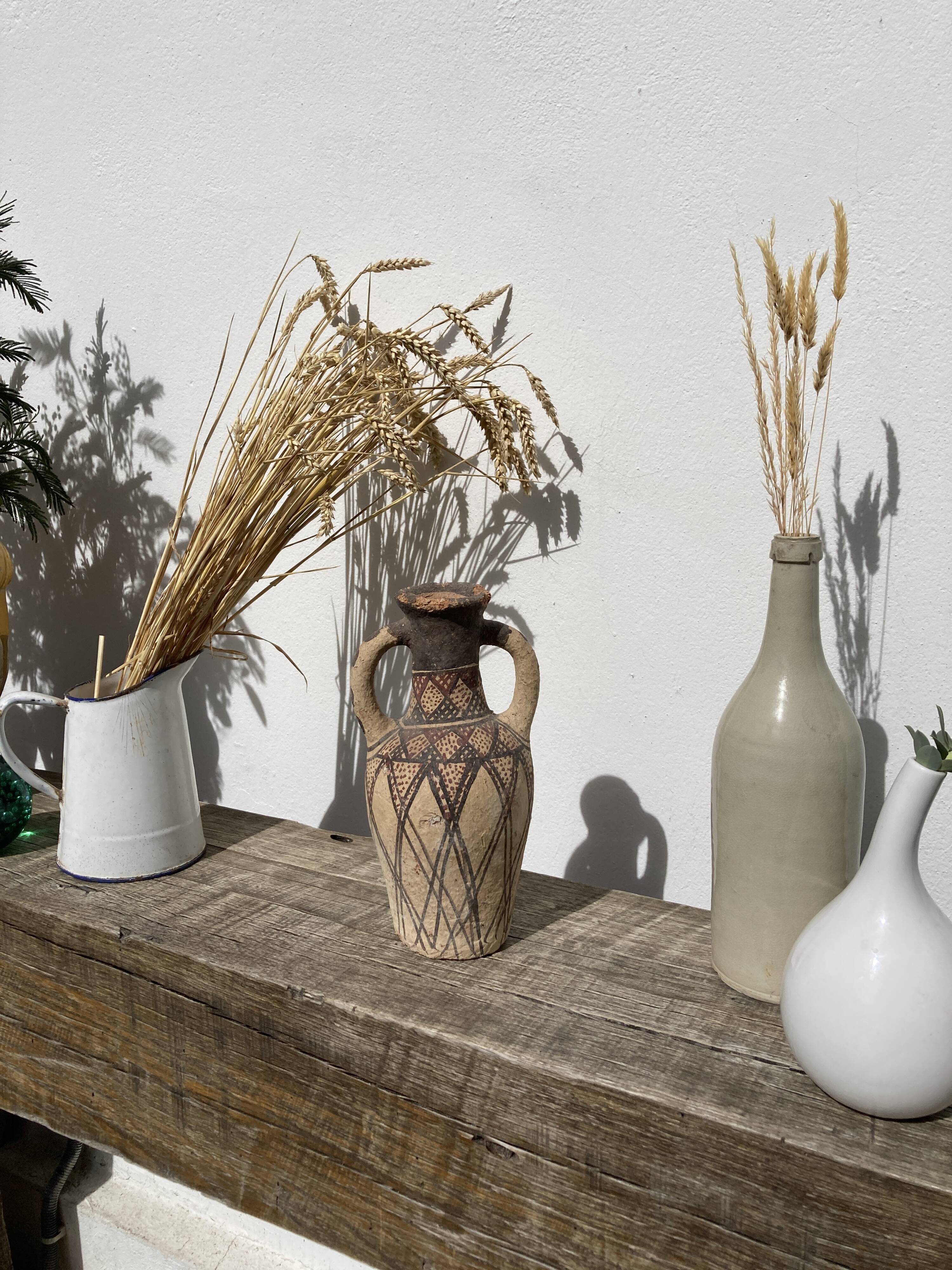 Berber water jar pottery vase in terracotta from the Rif