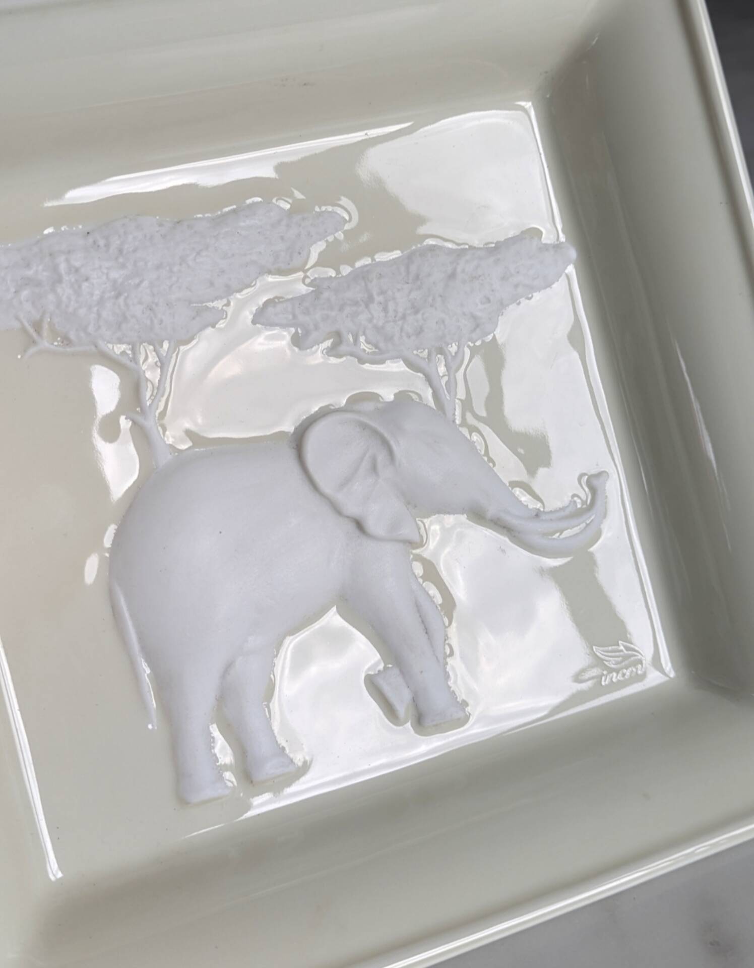 Vide poche Ancien porcelaine Limoges par Raynaud.