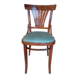 Vintage wooden bistro chair – Parisian café spirit