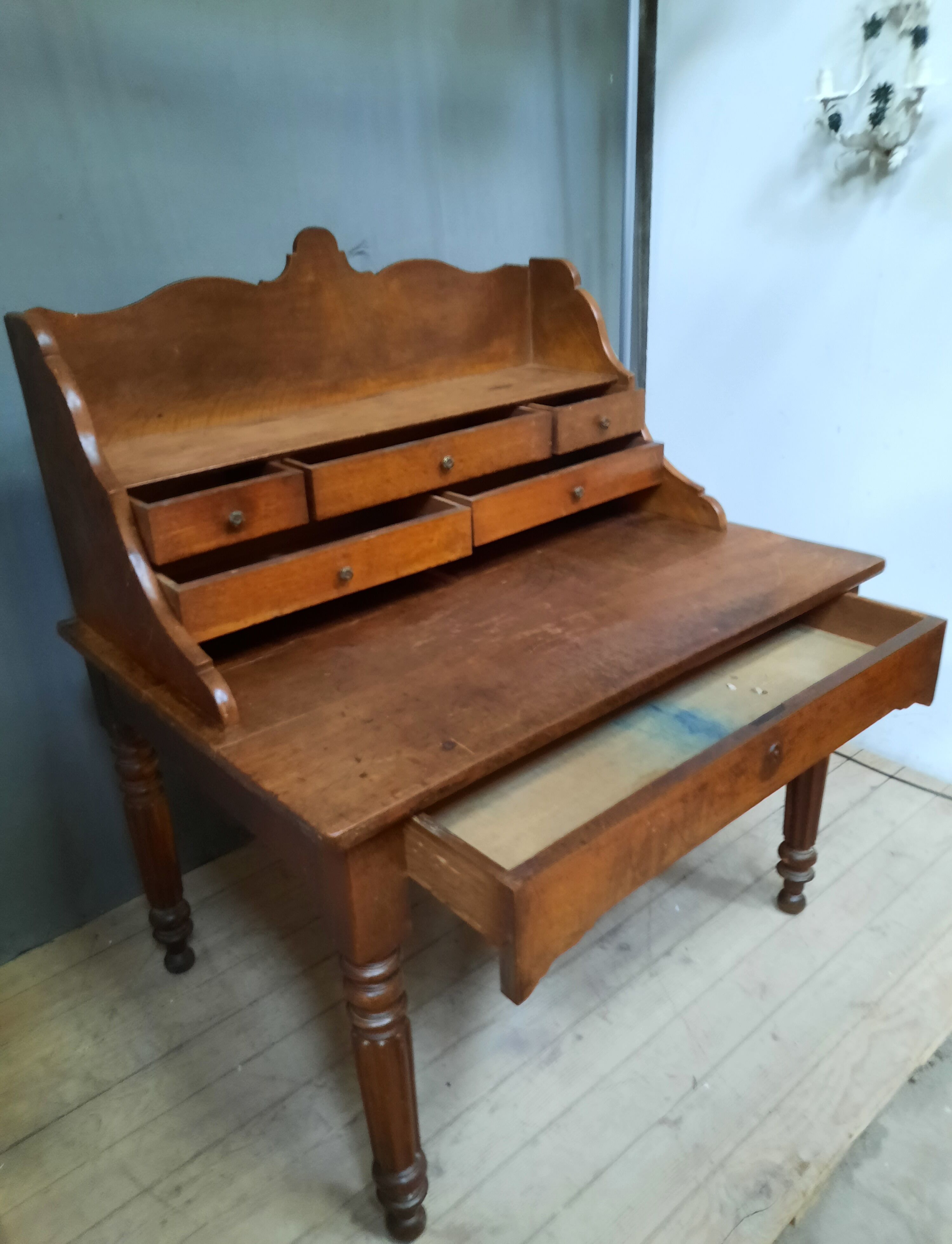 Rustic stepped office