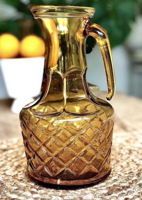 Verres et carafe ambré ciselé vintage