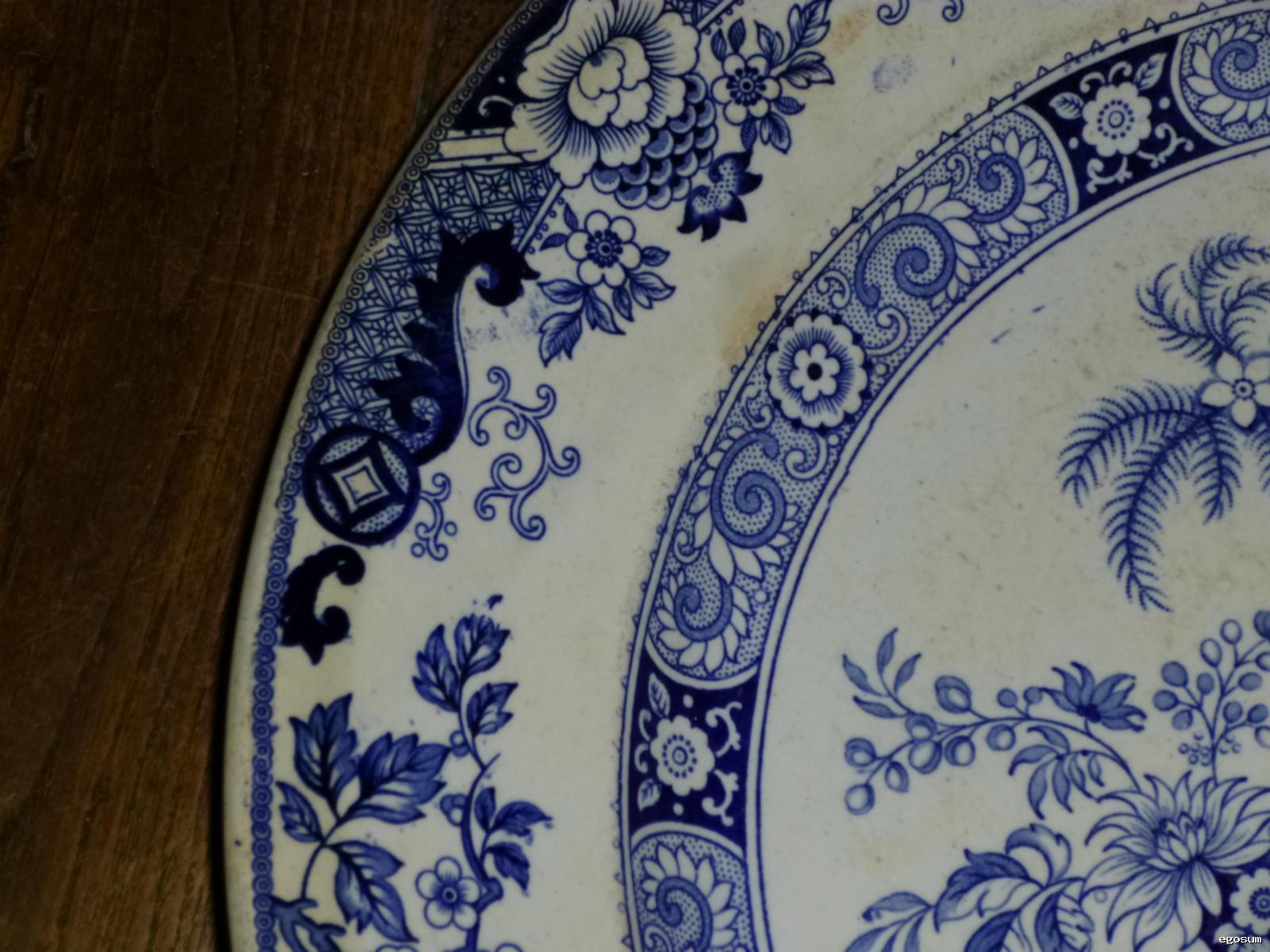 Plat Creil et Montereau décor chinois bleu