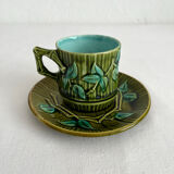 Tasse à café ancienne en barbotine bambou