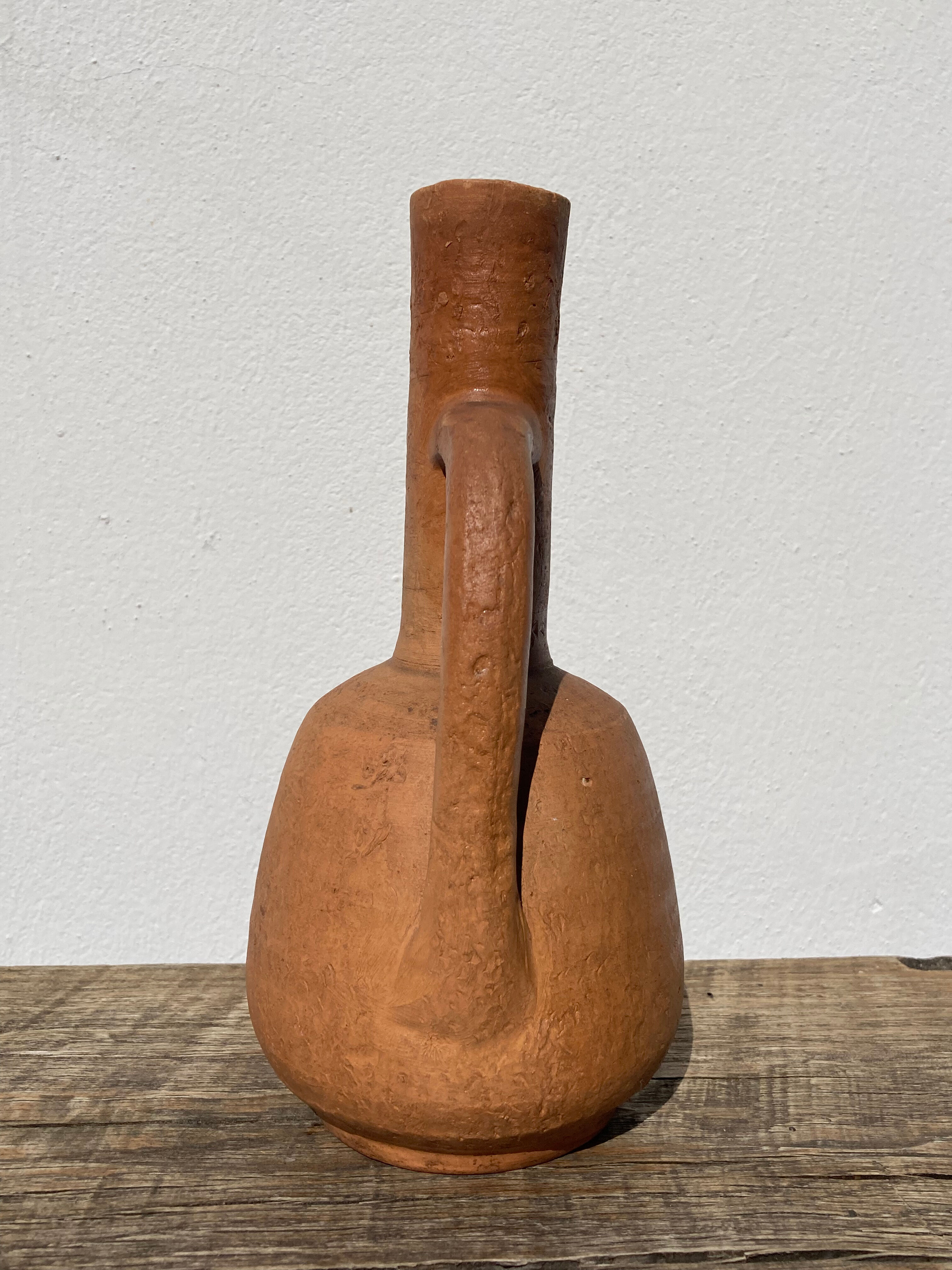 Pottery in terracotta jar in ancient ceramic signed ethnic