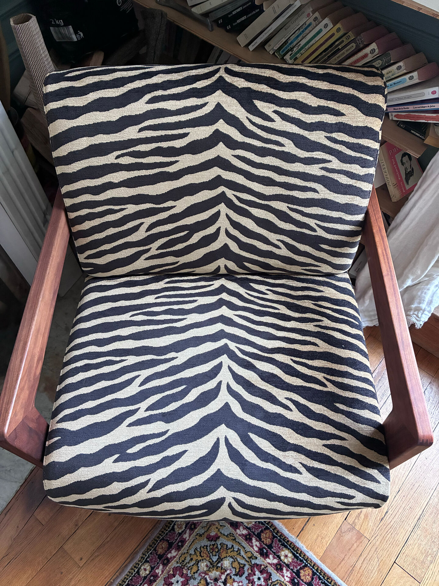 Fauteuil Izag AMPM tissus Jacquard