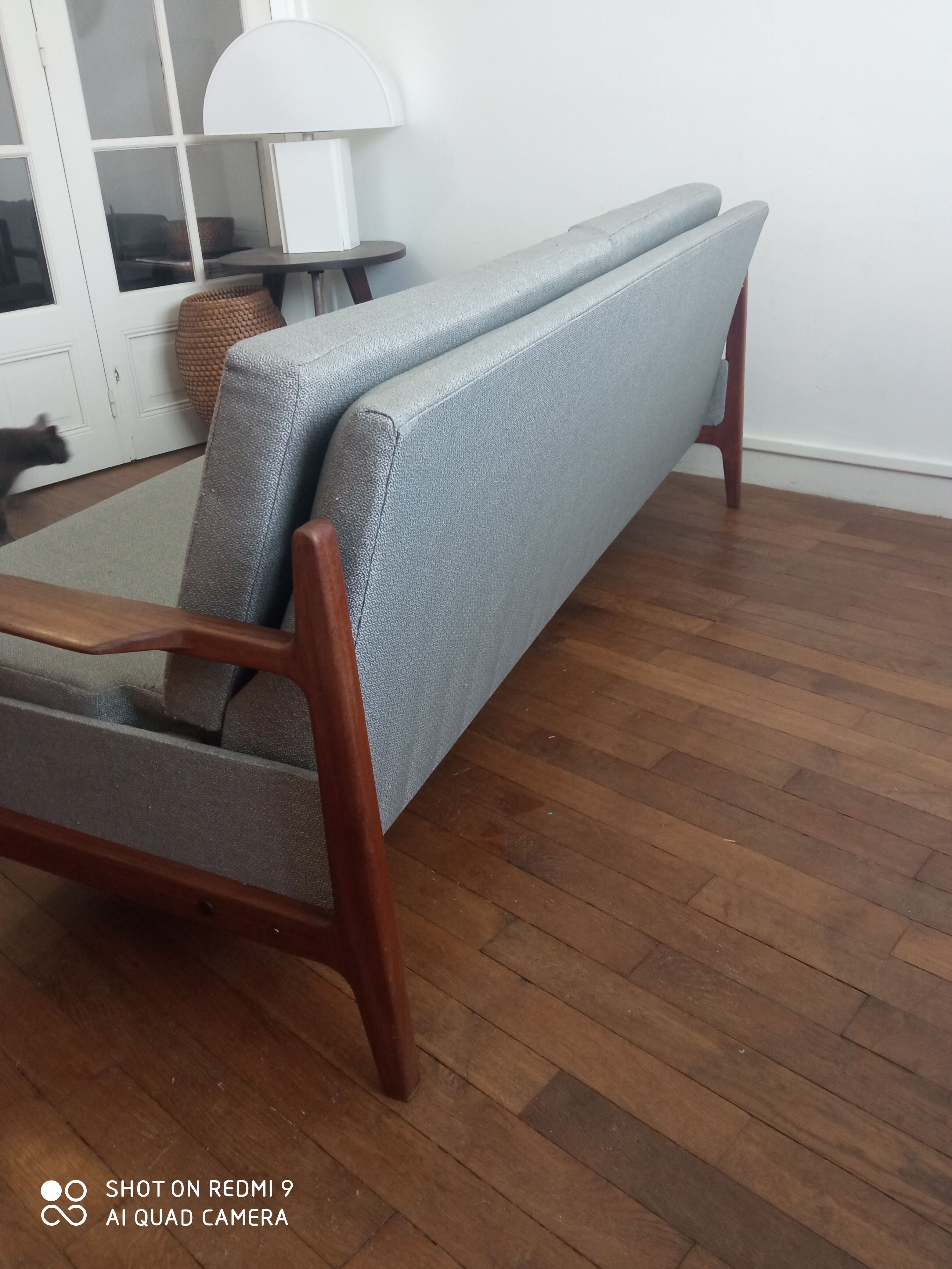 Danish sofa in vintage teak