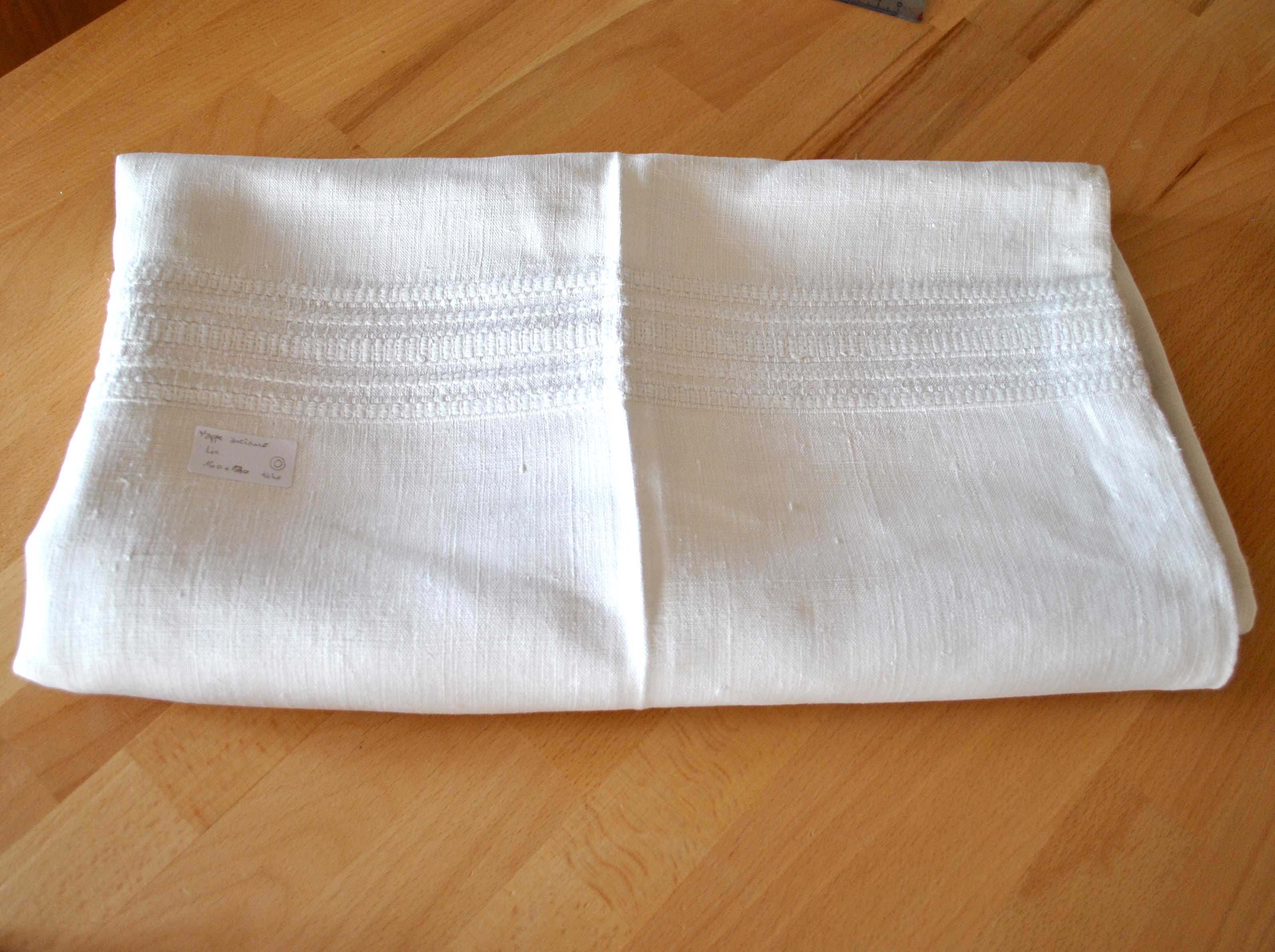 Vintage country tablecloth in woven linen 160x170 *o*