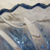 Coupe en verre bleu