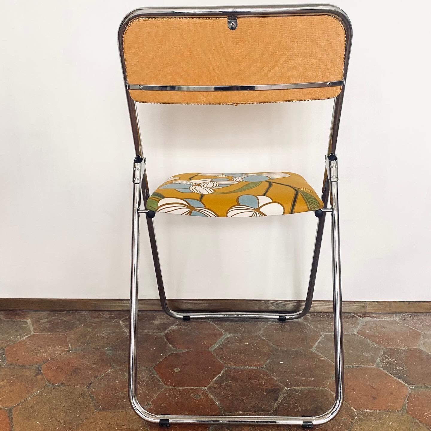 Vintage folding chair - upcycling - Iphigenie Yellow