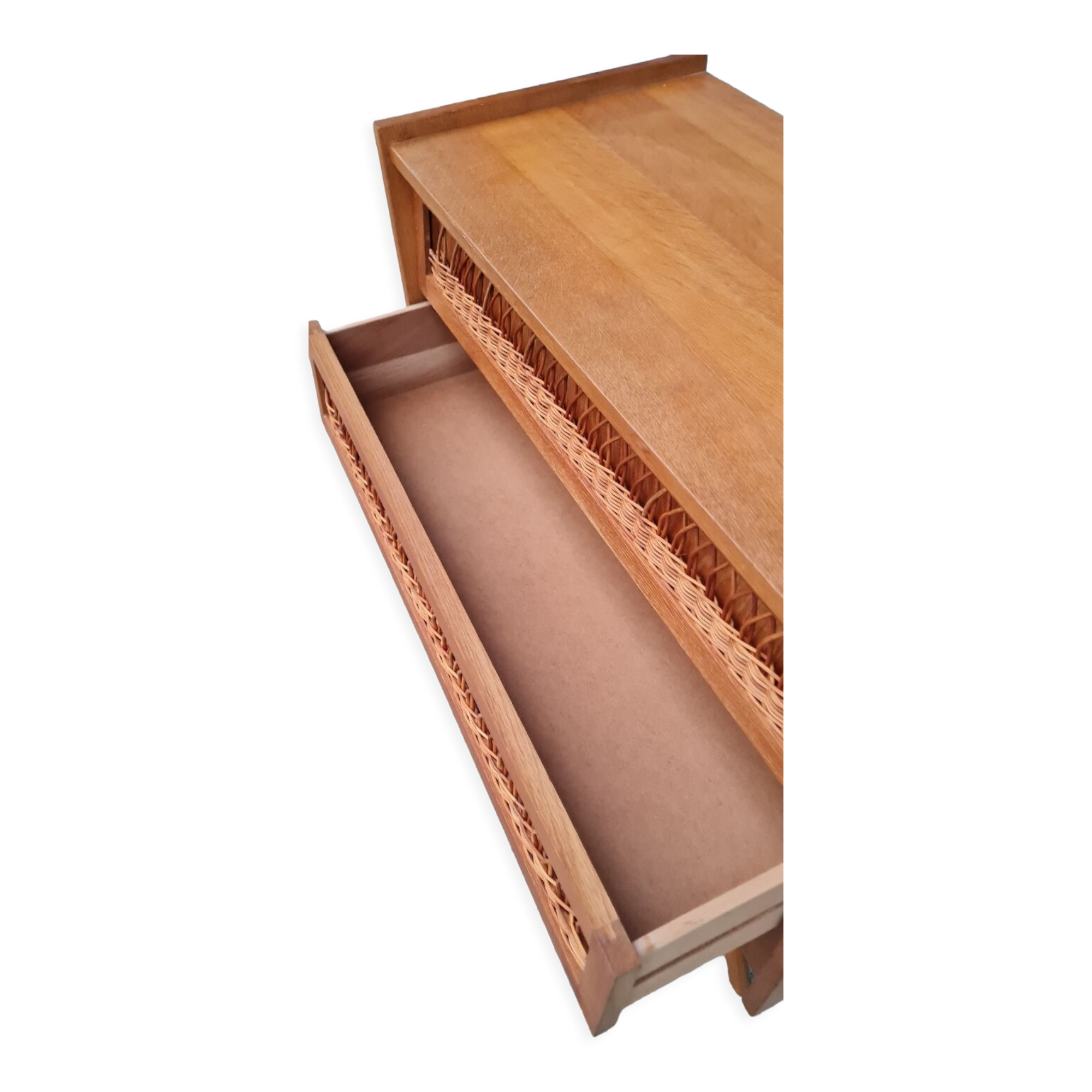 Commode vintage pied compas et rotin