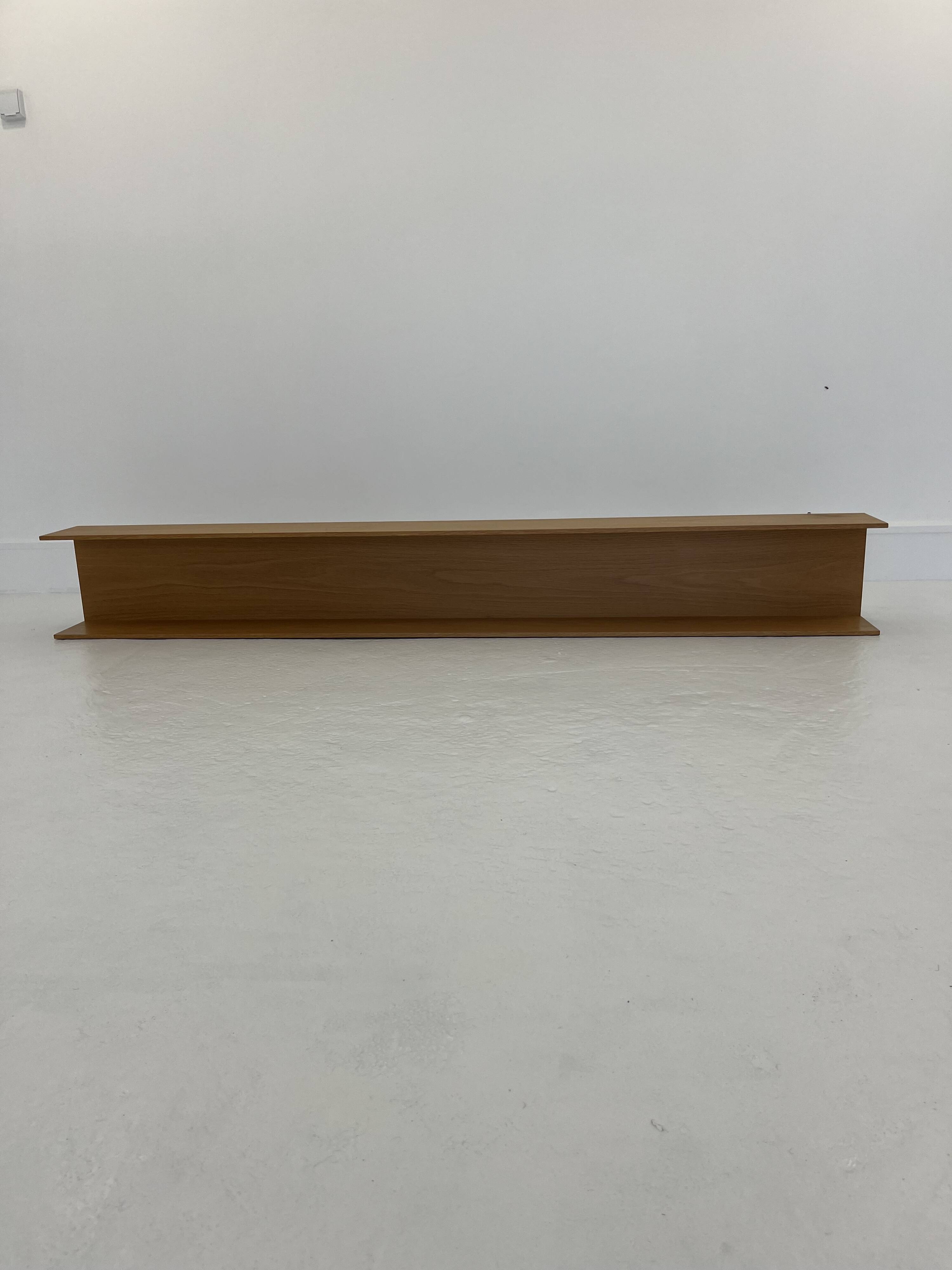 Grande étagère murale flottante en teck attribuée à Walter Wirtz pour Wilhe
