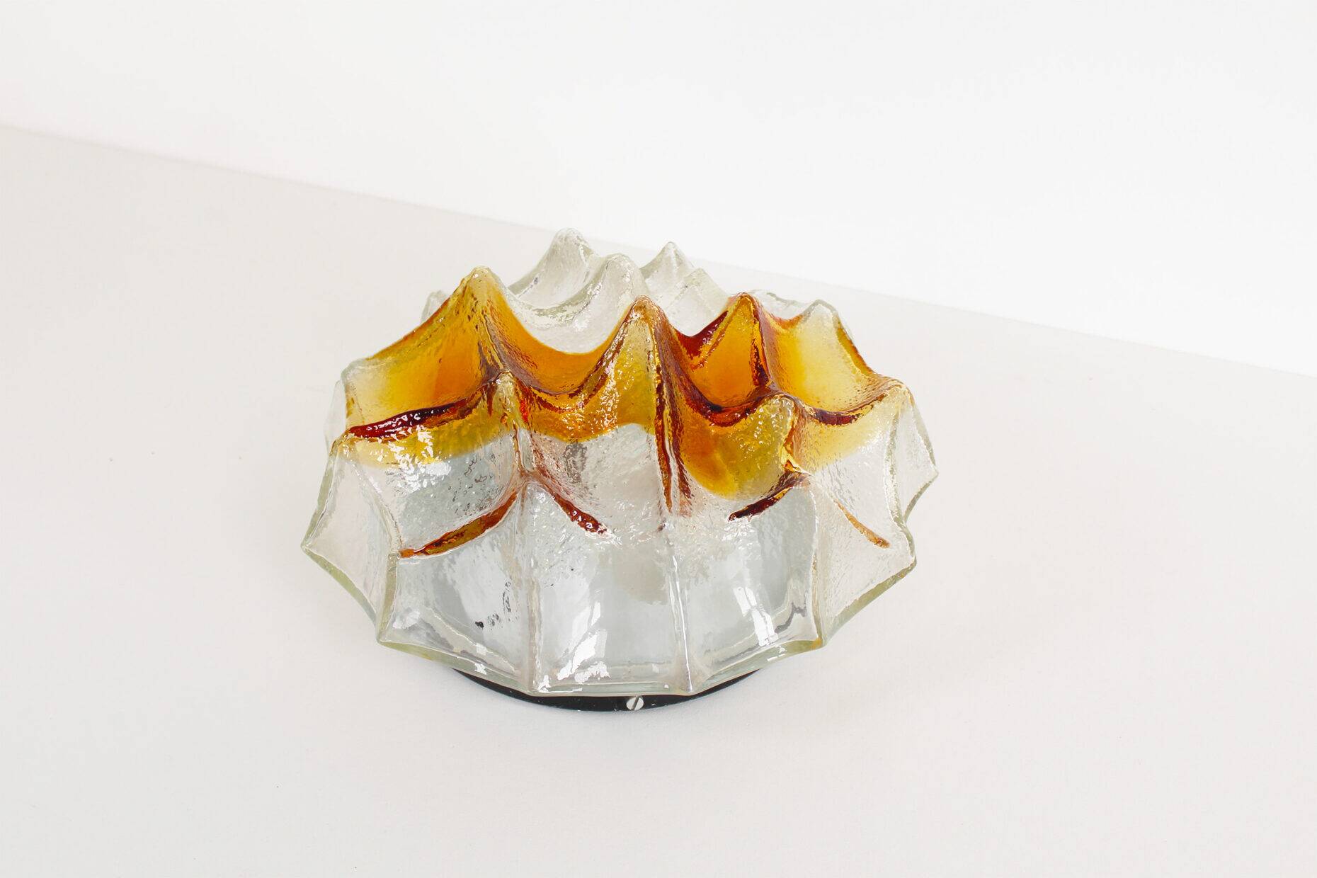 Plafonnier en verre de Murano de taille moyenne par AV Mazzega
