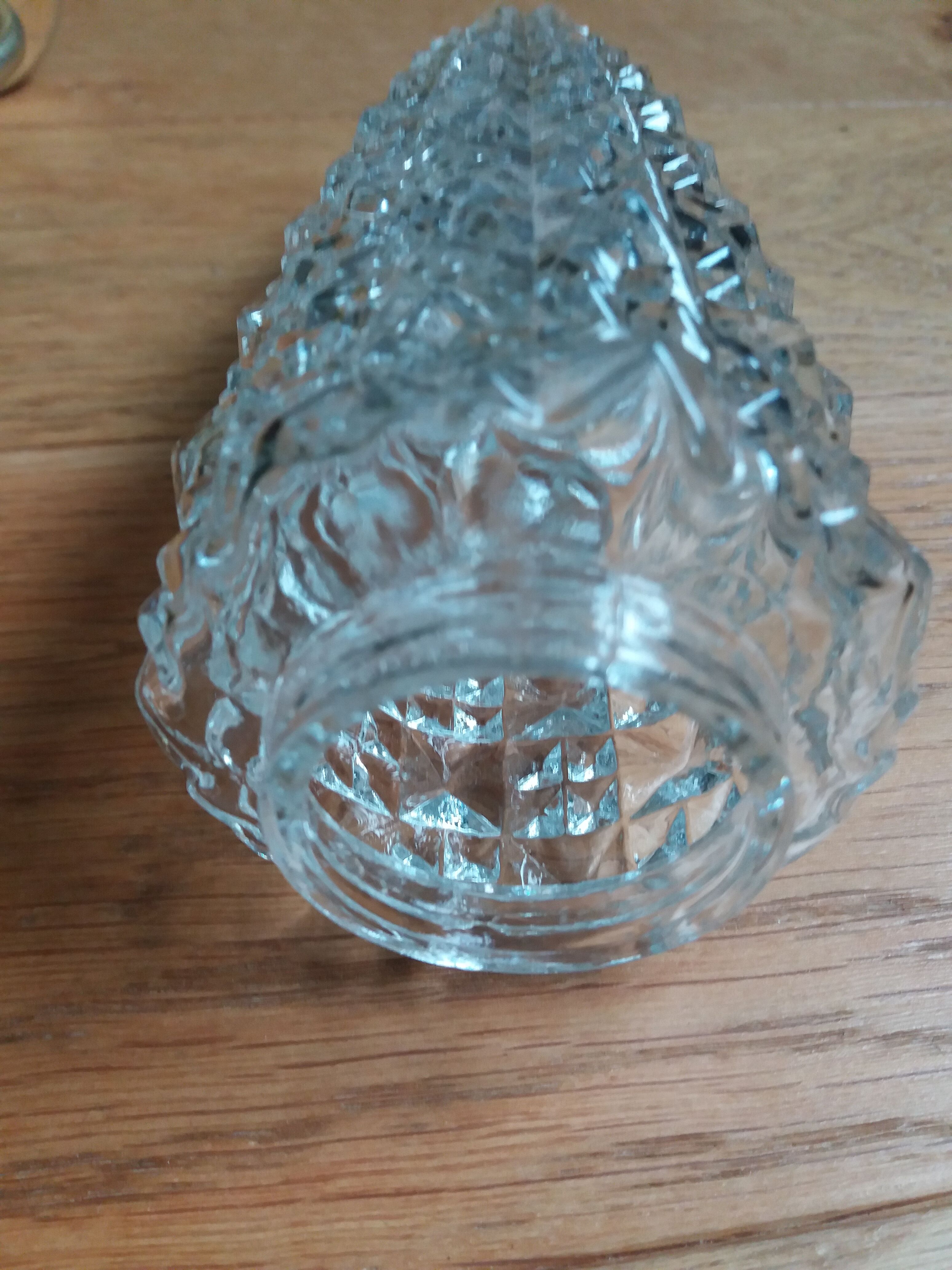 Brass wall lamp and pineapple glass