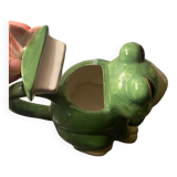 Frog pitcher