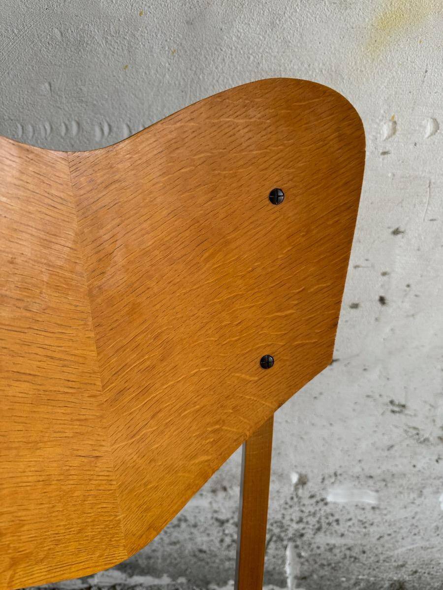 Ensemble de 6 chaises en forme de cœur de René-Jean Caillette, en bois courbé avec revêtement vert et bordeaux