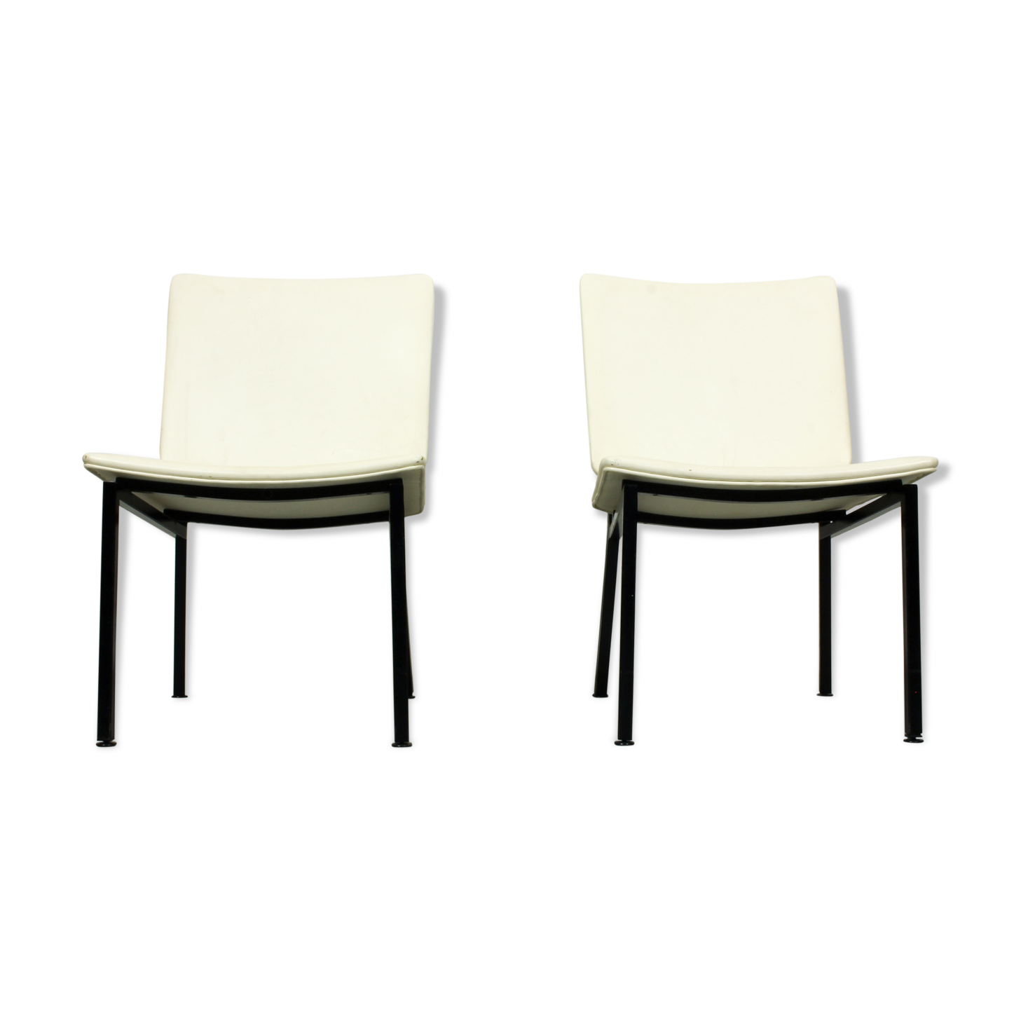 Set of 2 Industrial minimalist black metal tube frame chairs, 1960s