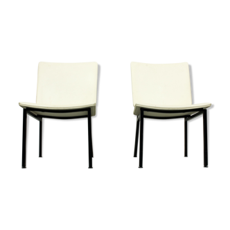 Ensemble de 2 chaises industrielles minimalistes de cadre de tube de métal noir, des années 60