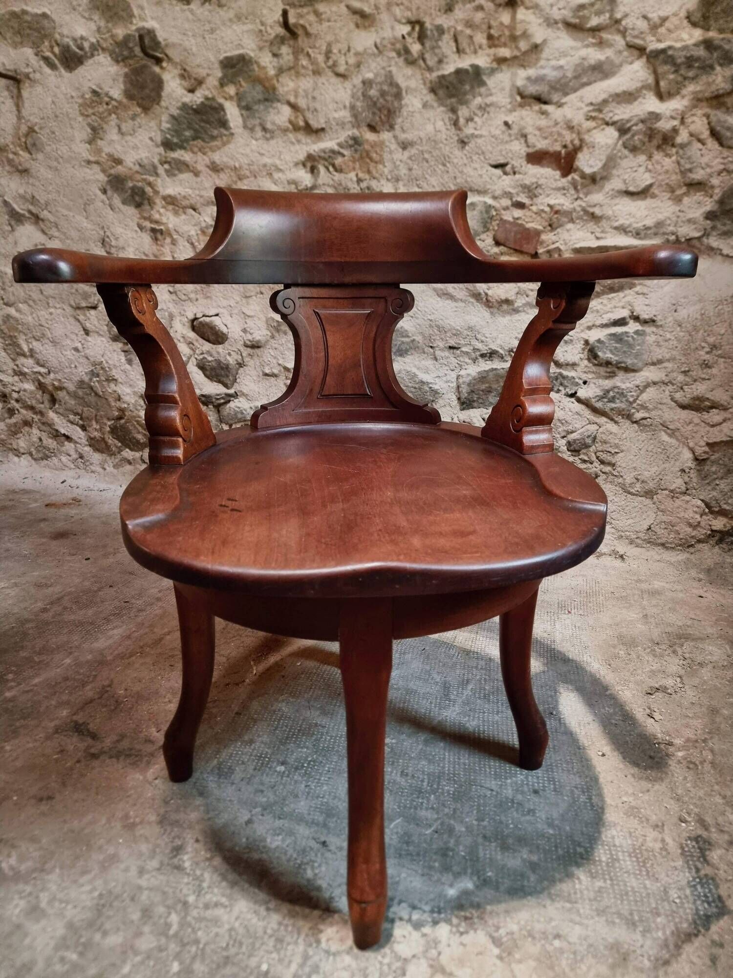 Antique wooden office chair – swivel captain's chair – walnut chair – early 1900s