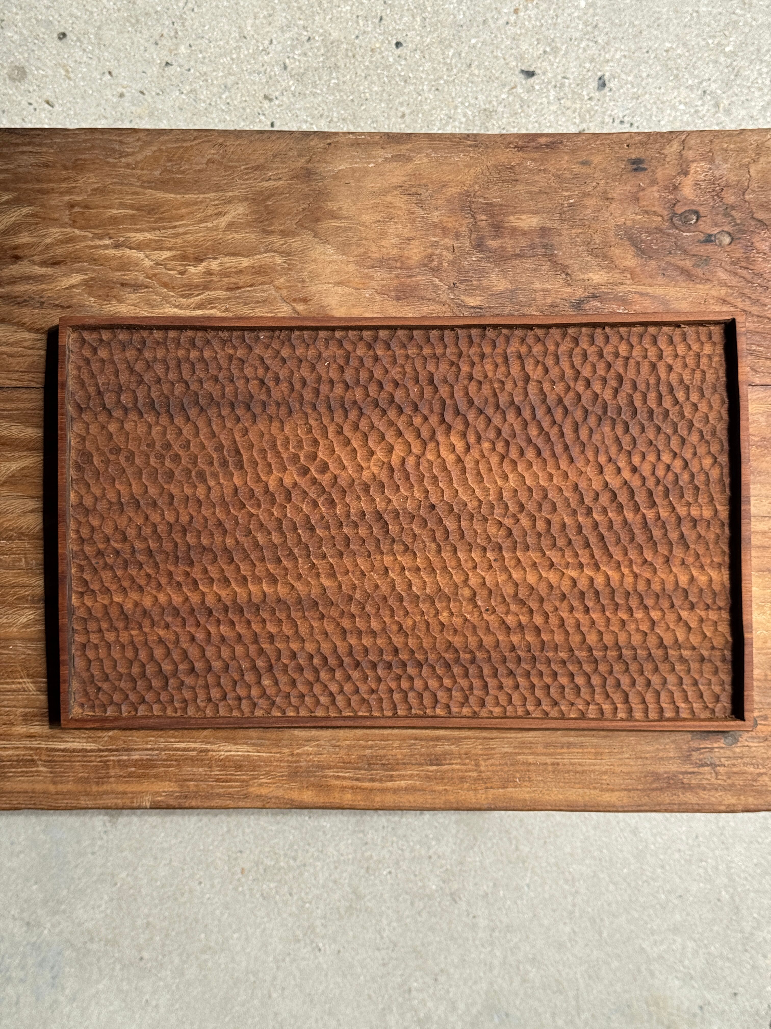Rectangular solid teak tray with carved edges 40x25