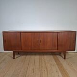 Sideboard H.P. Hansen in teak – Danish mid-century sideboard from the 1960s