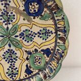 Tunisia ceramic round flat polychrome traditional XVIII e anonymous