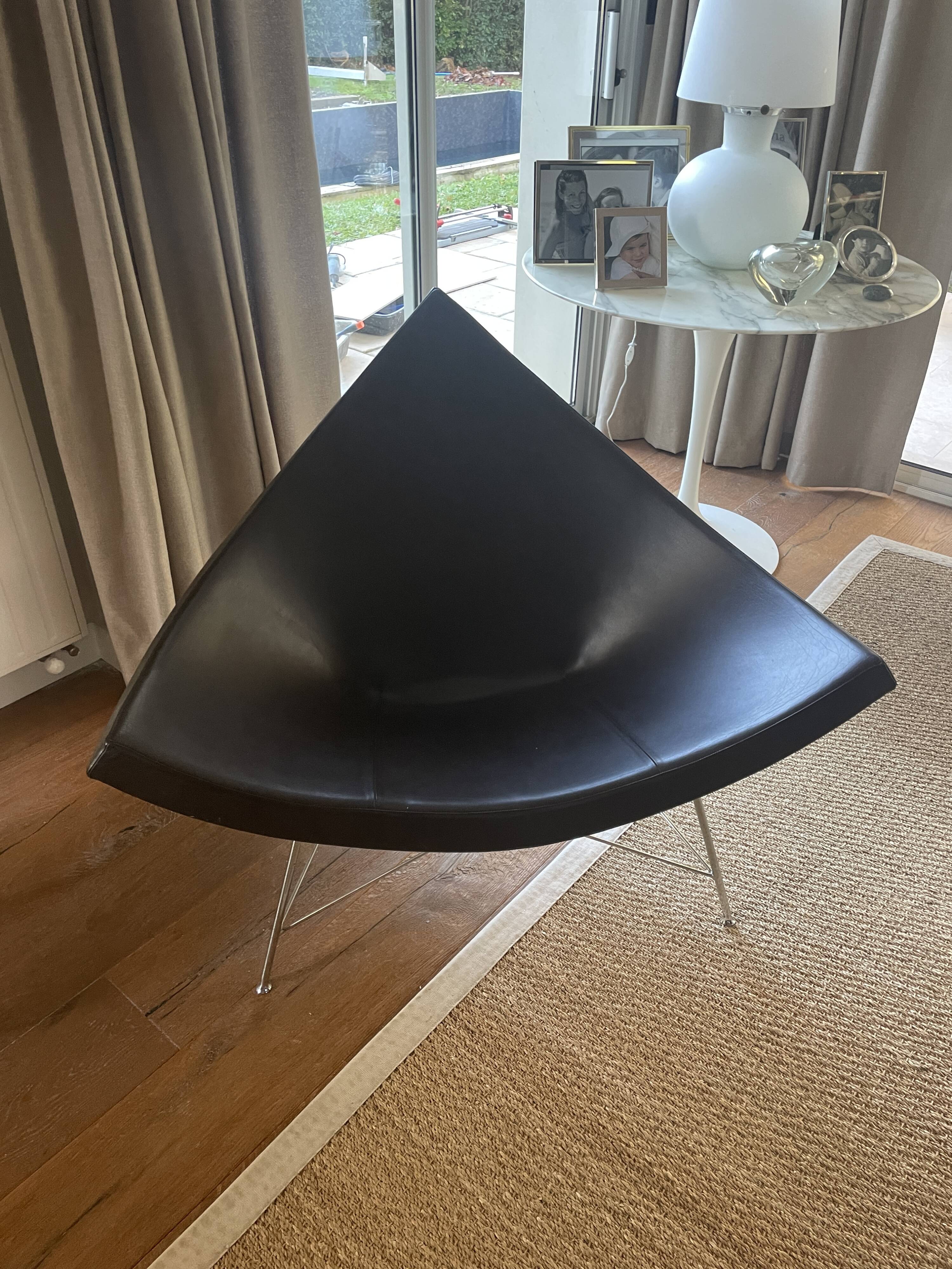 Coconut Nelson armchair by Vitra